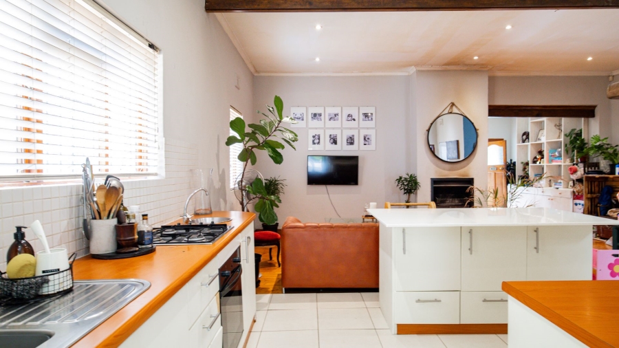 2 Bedroom Property for Sale in Woodstock Western Cape